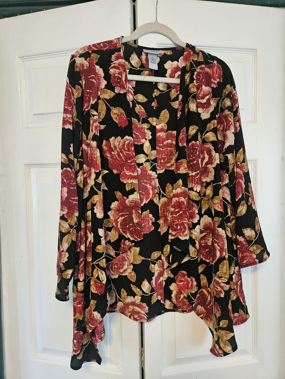 Black Floral Open Front Women's Top with Red Rose Print
